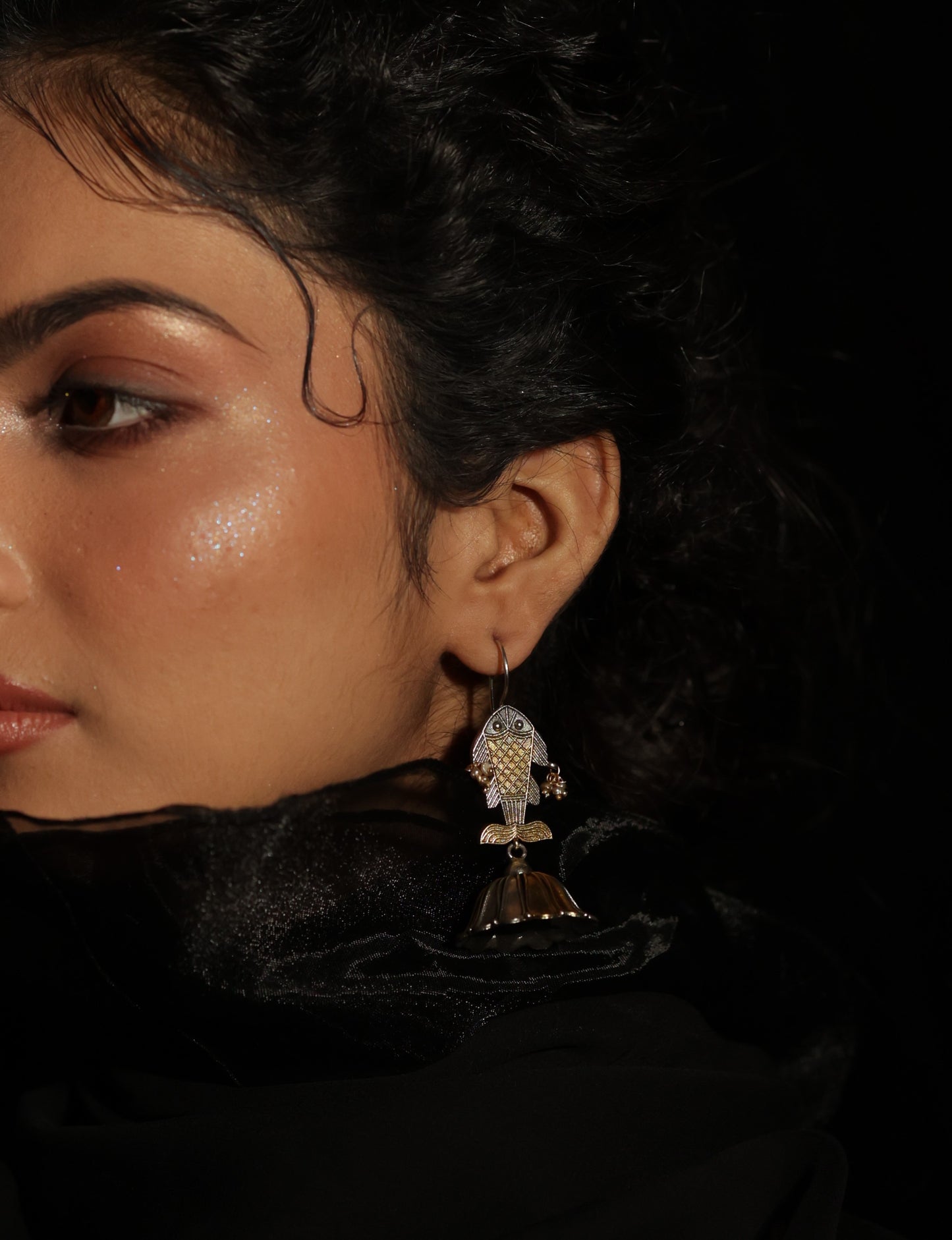 AAROHI FISH TREASURE DROP EARRING