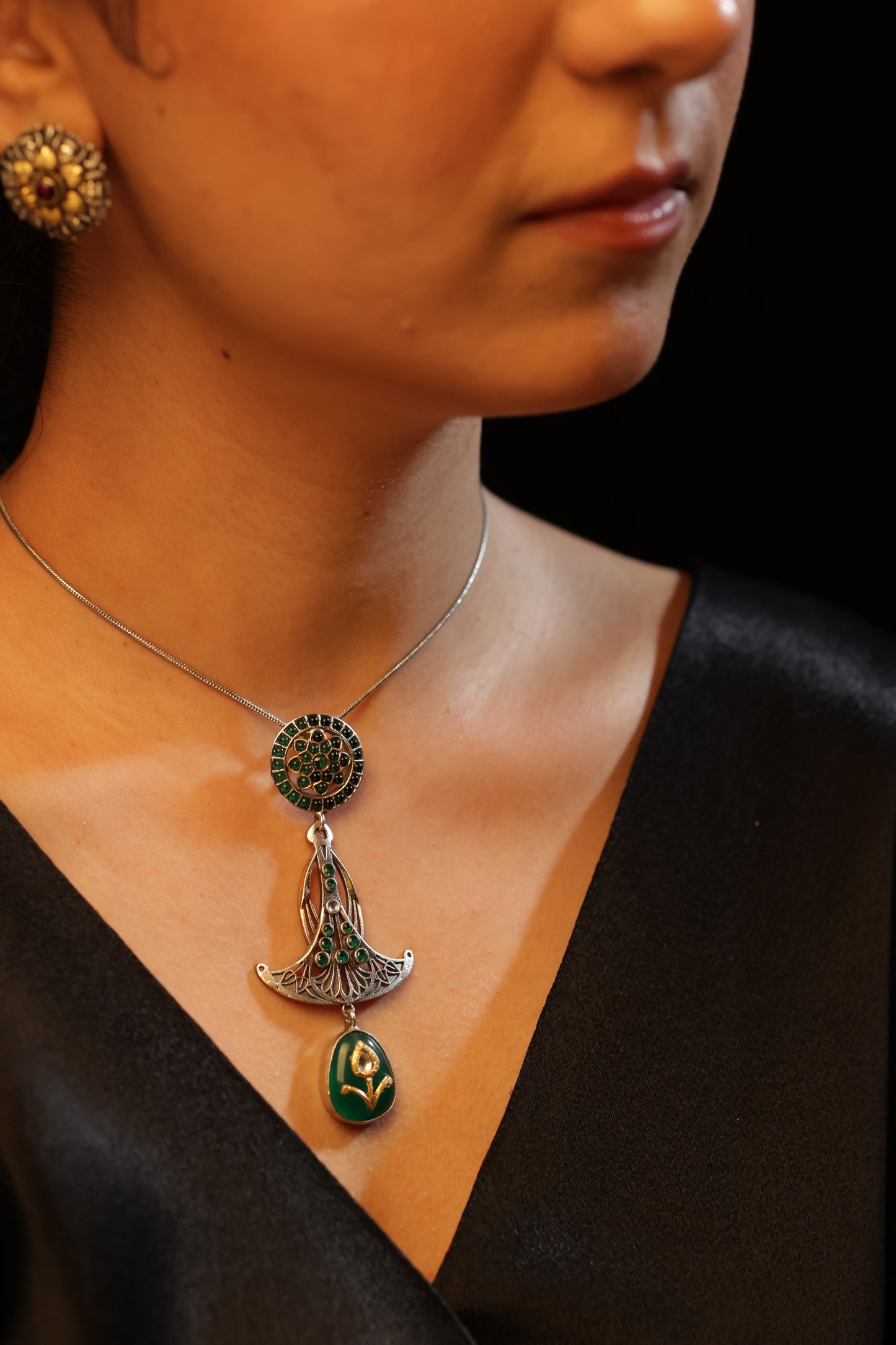 SAAVNIGREEN PENDANT