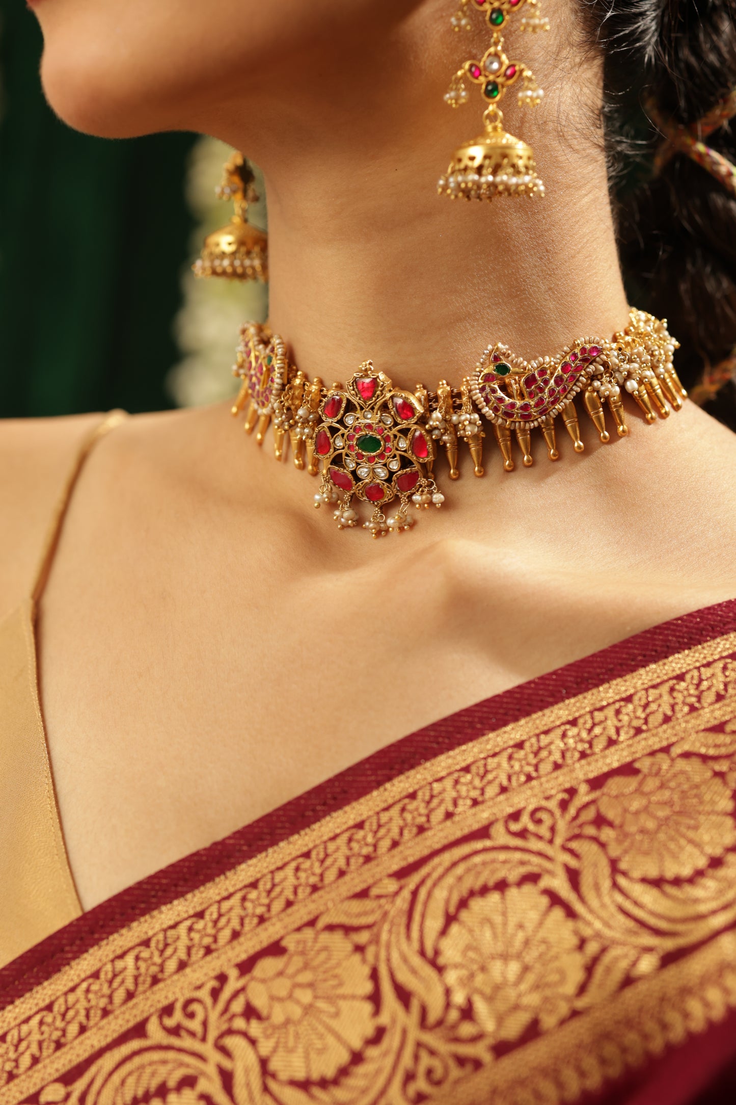 UTASHA TRADITIONAL
PINK KEMP STONES WORK NECKLACE