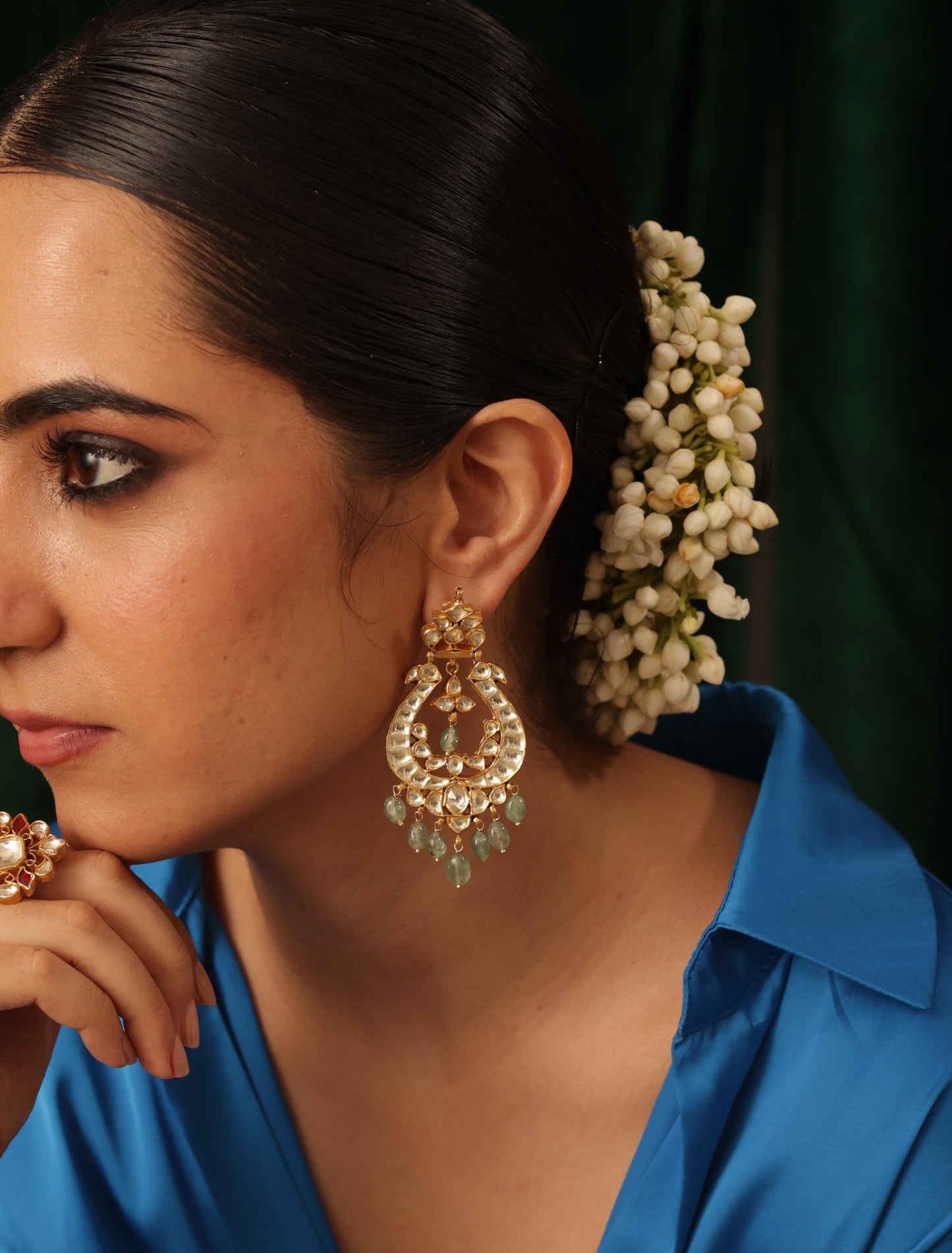 AHANA GOLD PLATED
SILVER WITH STUDDED STONE