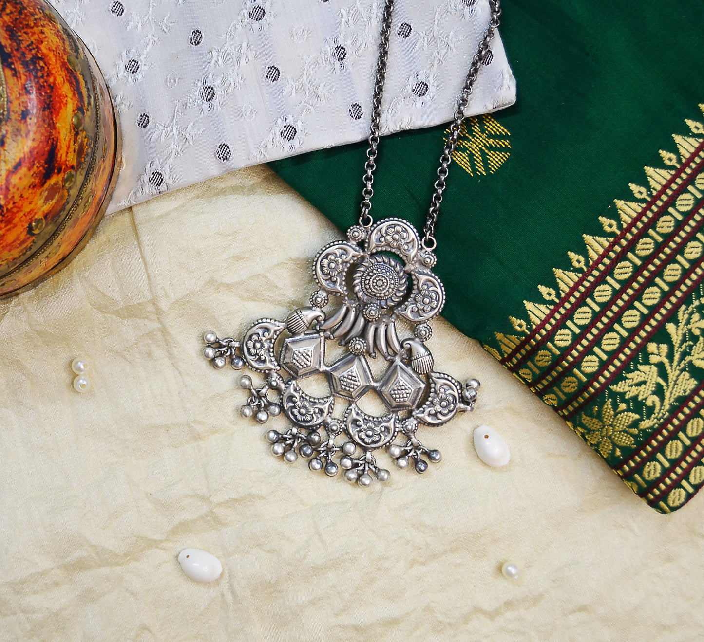 Sakshi Silver Neckpiece