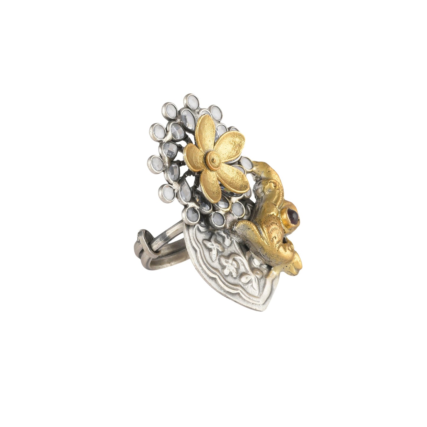 GOLD TONED FLOWER RING SET